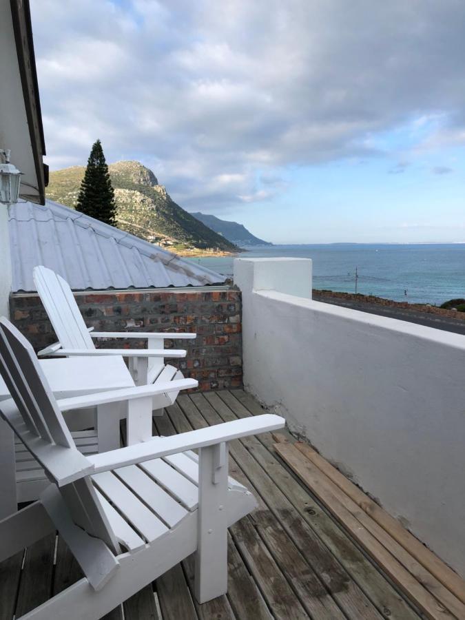 Ollava Guesthouse Simonʼs Town Exterior foto